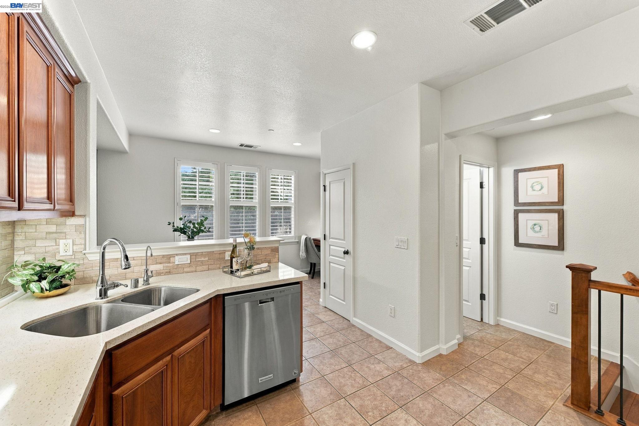 4533 Lick Mill Boulevard, Santa Clara CA 95054 — photo 8