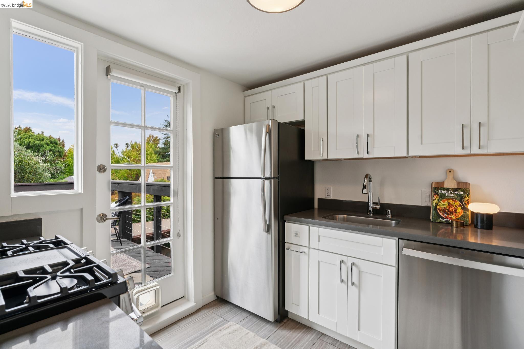 3014 College Avenue, Berkeley CA 94705 — photo 15