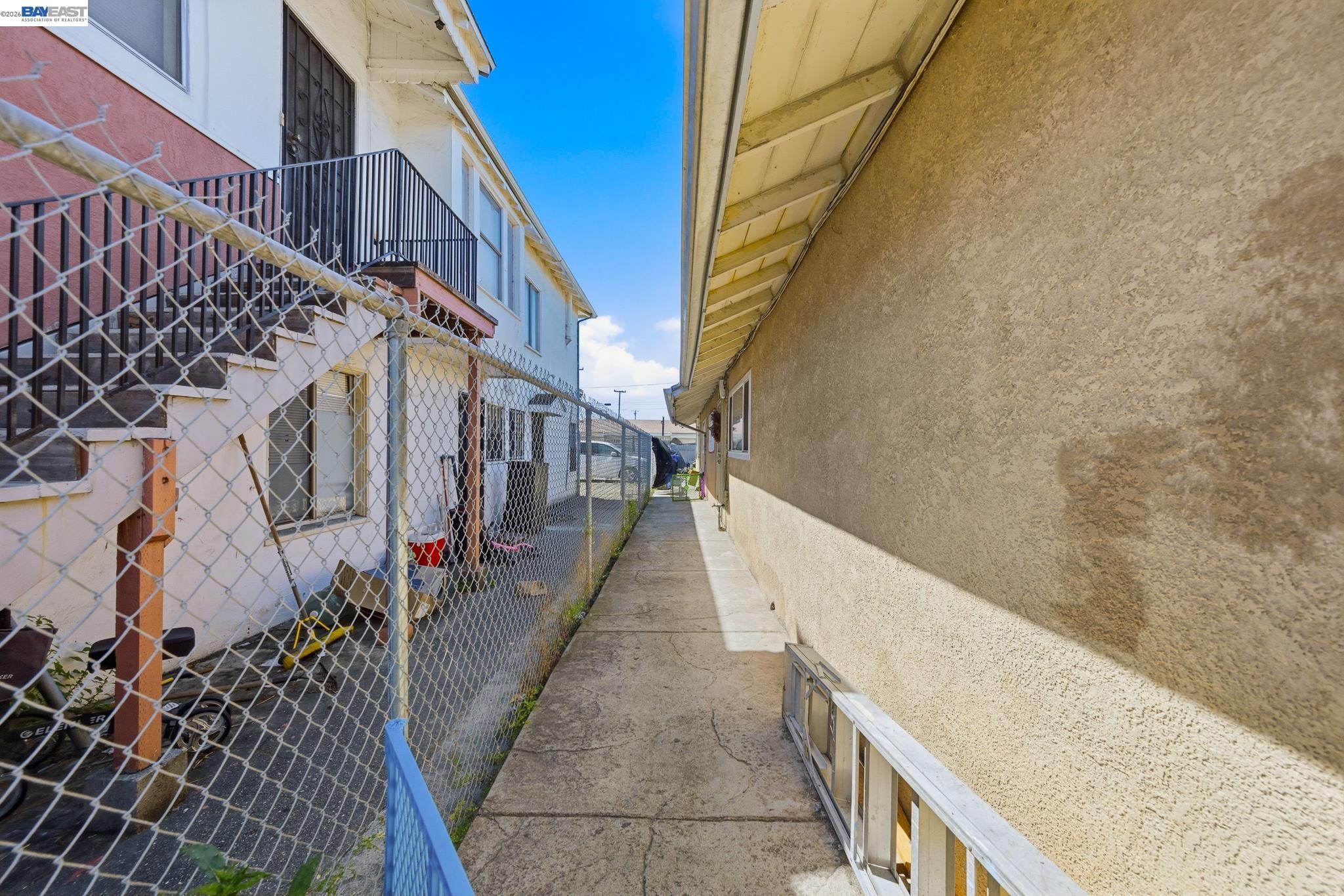 403-405 105th Ave, Oakland CA 94603 — photo 6