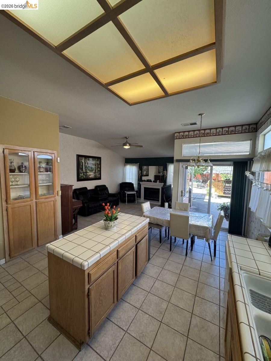 2257 Southwood Dr, Pittsburg CA 94565 — photo 12