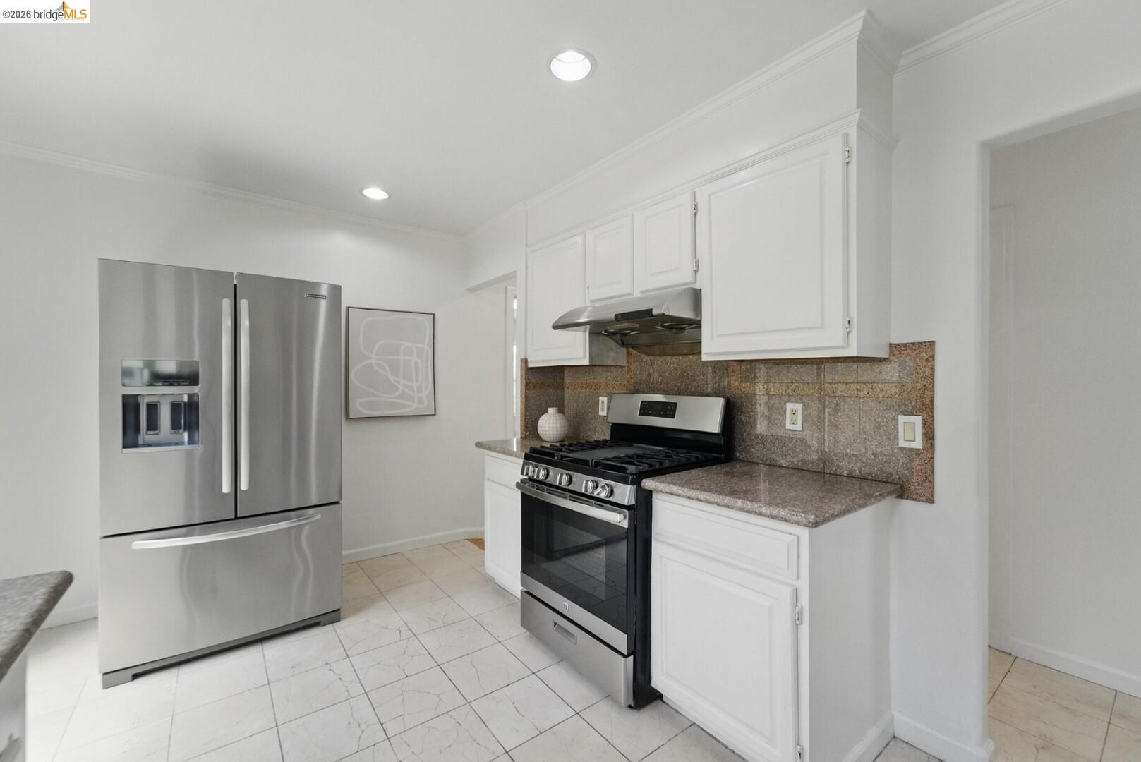 1826 Moraga ST, San Francisco CA 94122 — photo 6