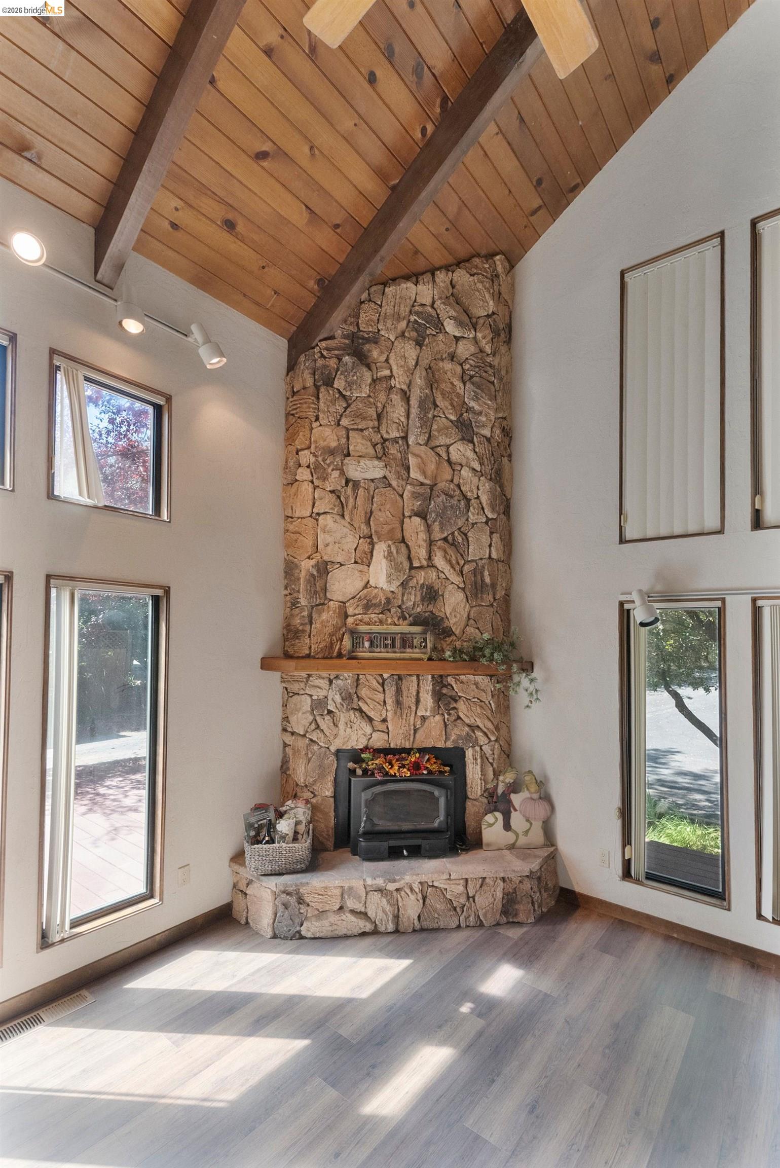 20425 Brook Dr., Sonora CA 95370 — photo 9
