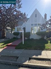 5421 Brann St, Oakland — 1