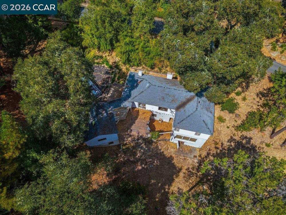 34 La Campana Rd, Orinda CA 94563