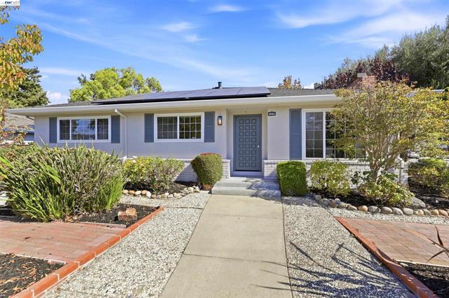 38454 Glenview Dr, Fremont