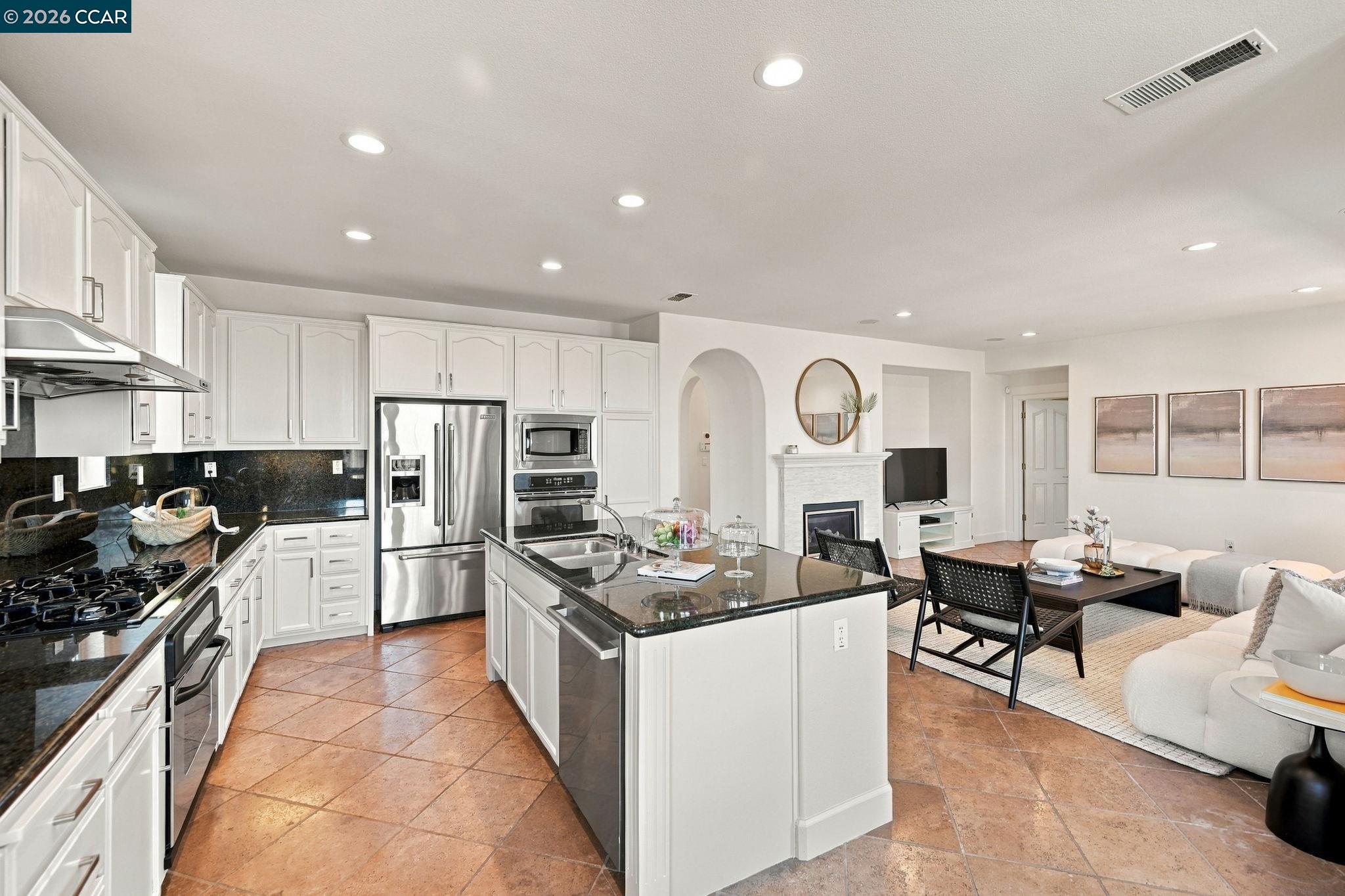 5279 S Montecito Dr, Concord CA 94521 — photo 12