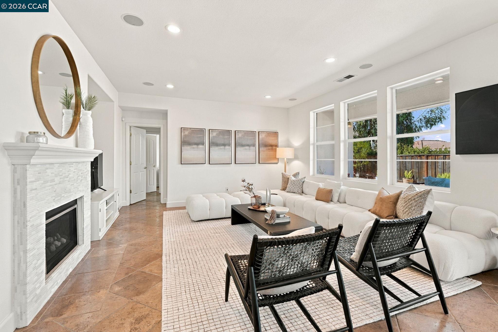 5279 S Montecito Dr, Concord CA 94521 — photo 13