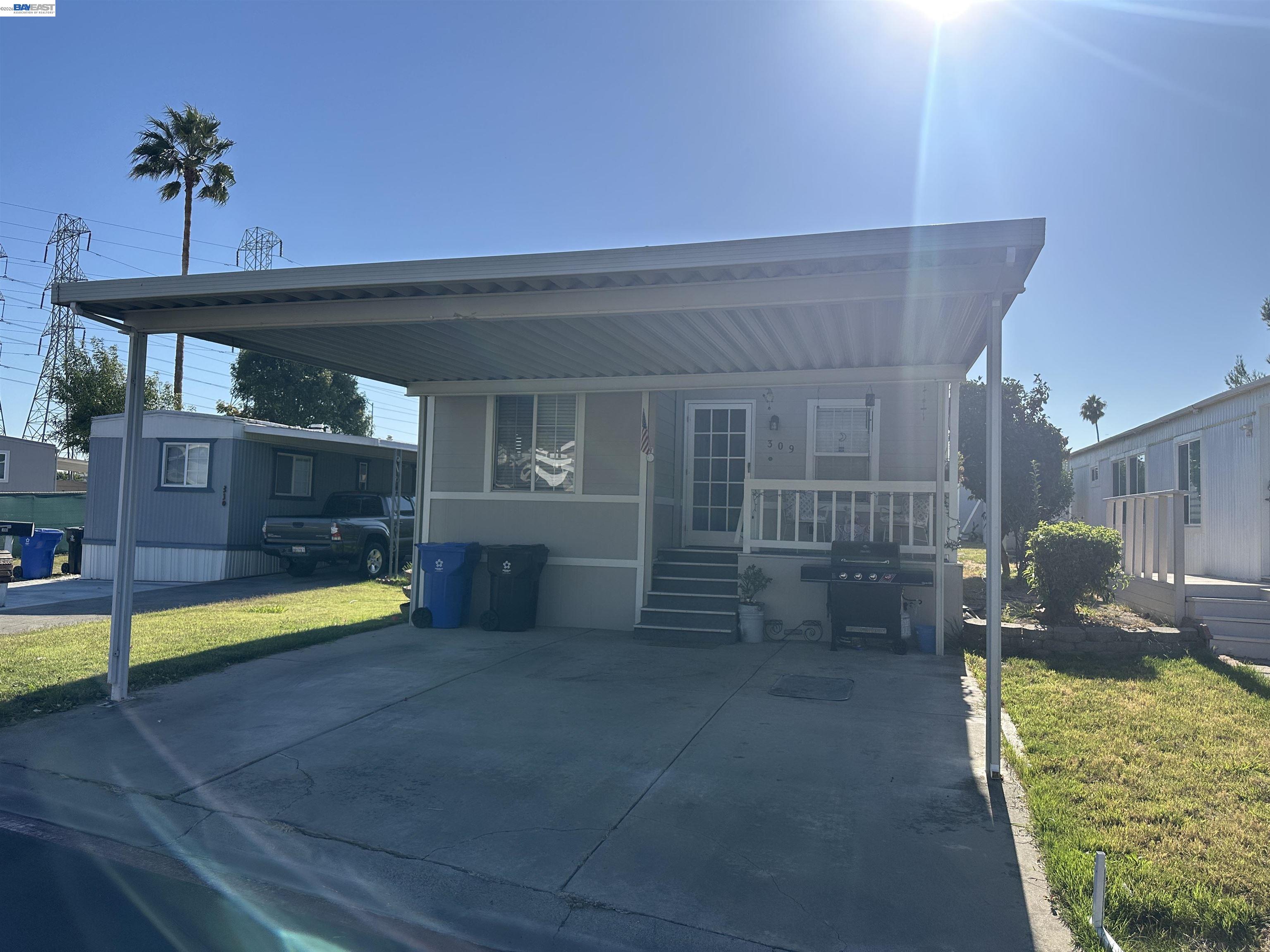 309 Winnipeg Grn, Fremont CA 94538 — photo 2
