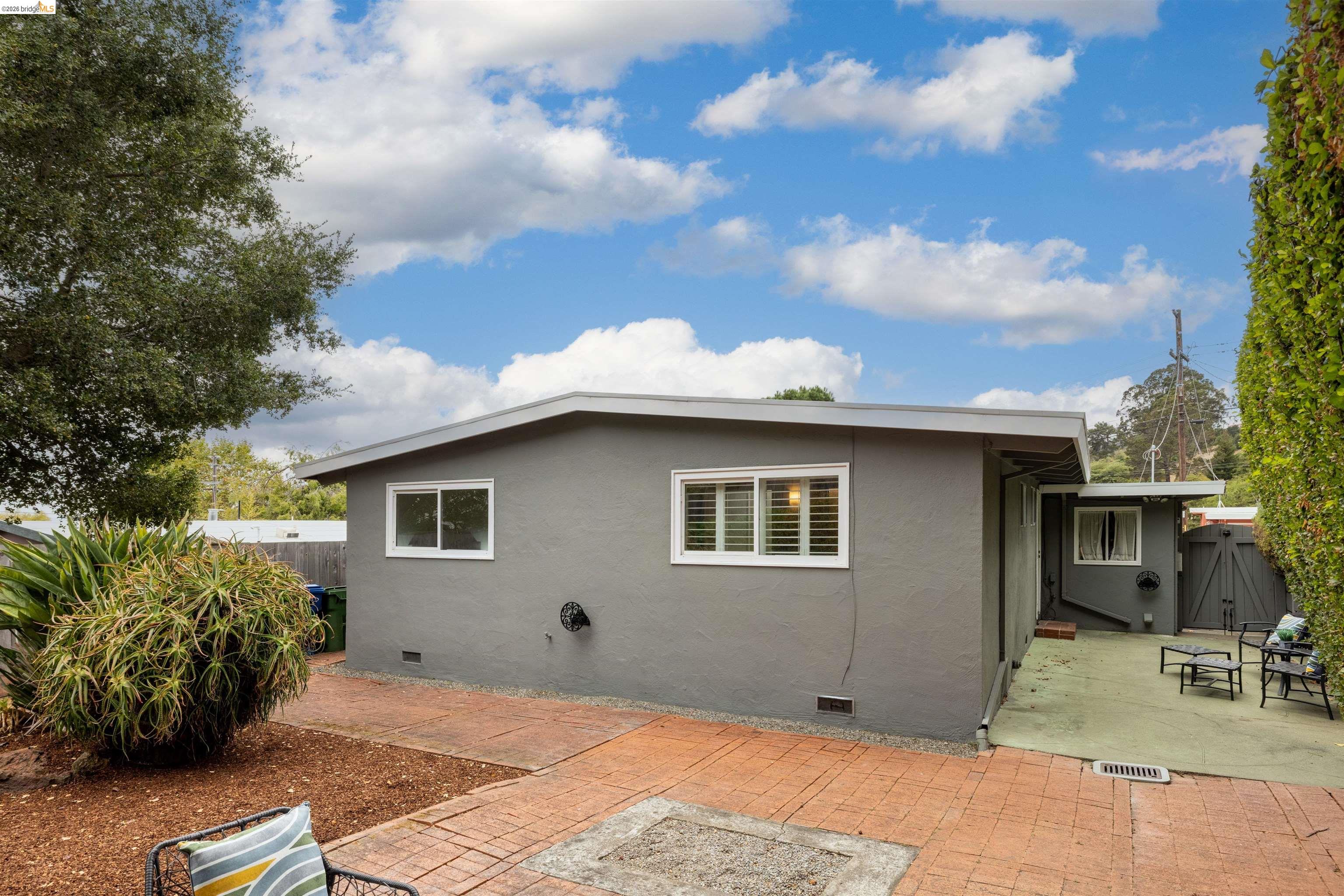 7408 Park Vista