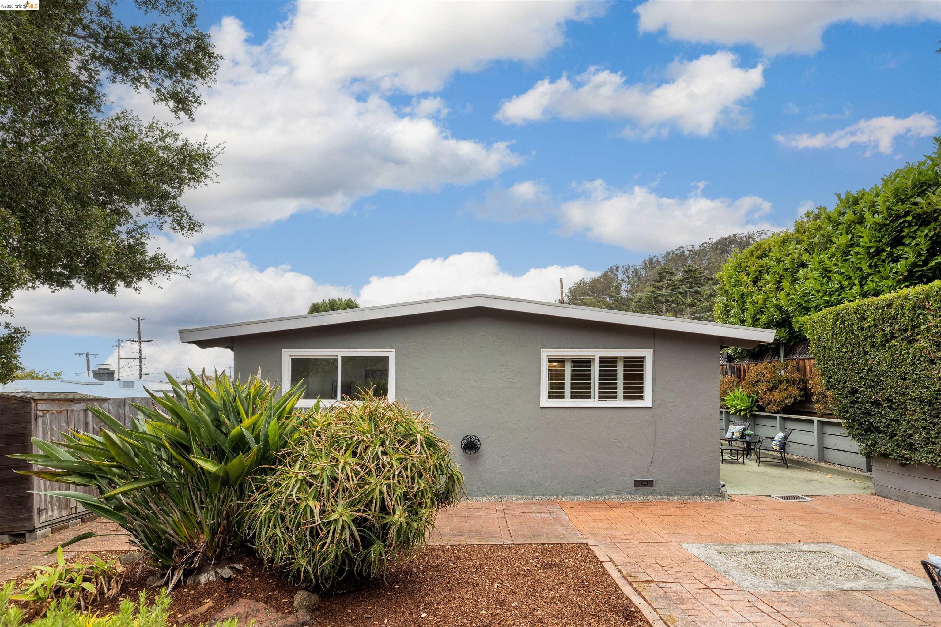 7408 Park Vista