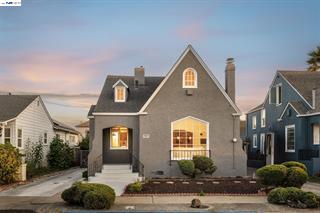 1914 105th Ave, Oakland — 1