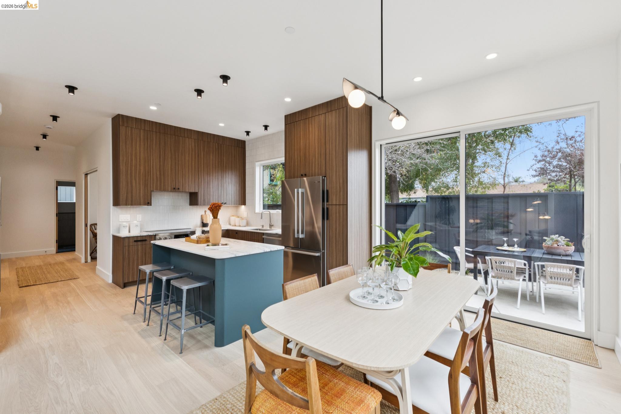 1523 Stuart