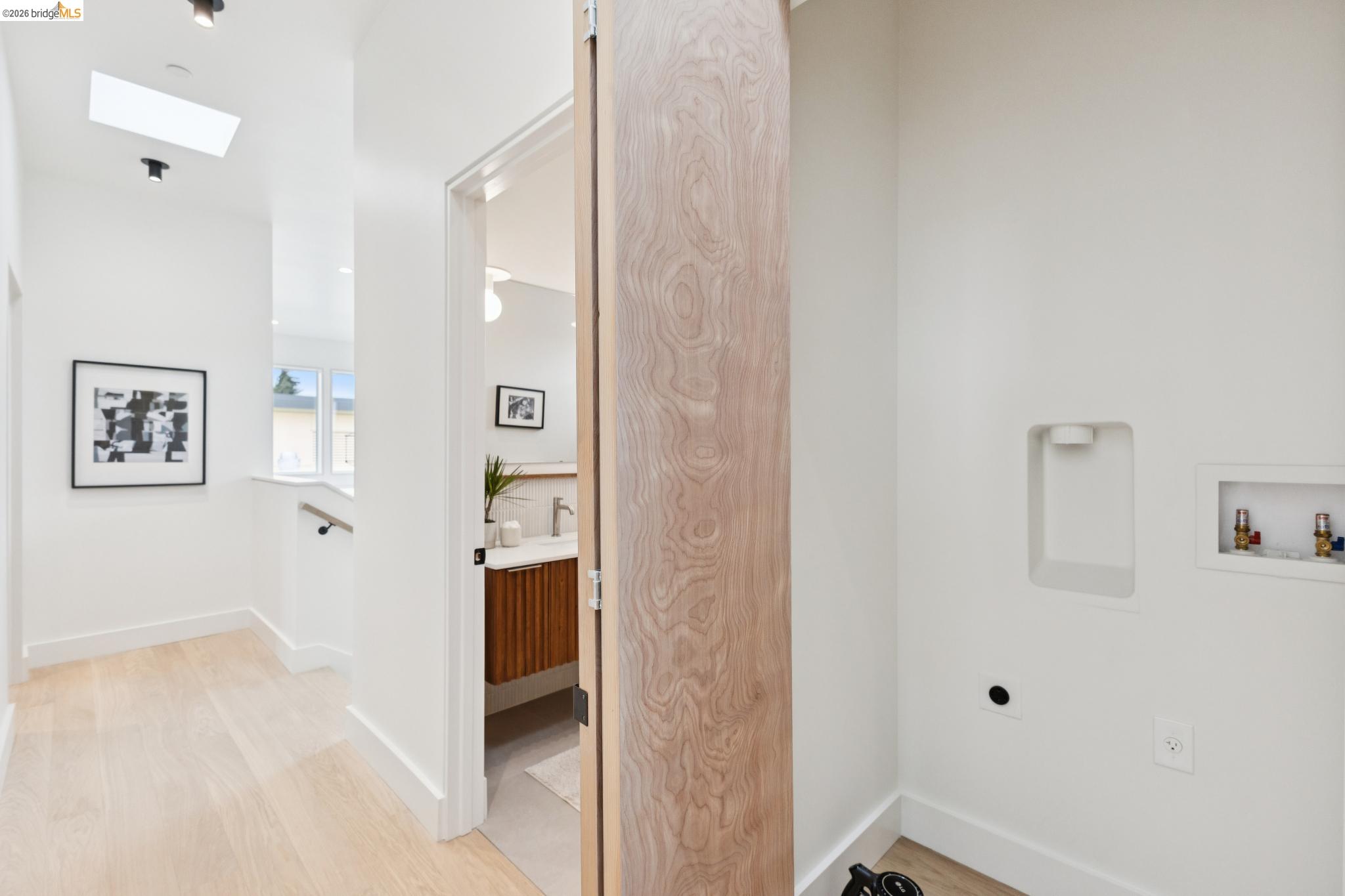 1523 Stuart
