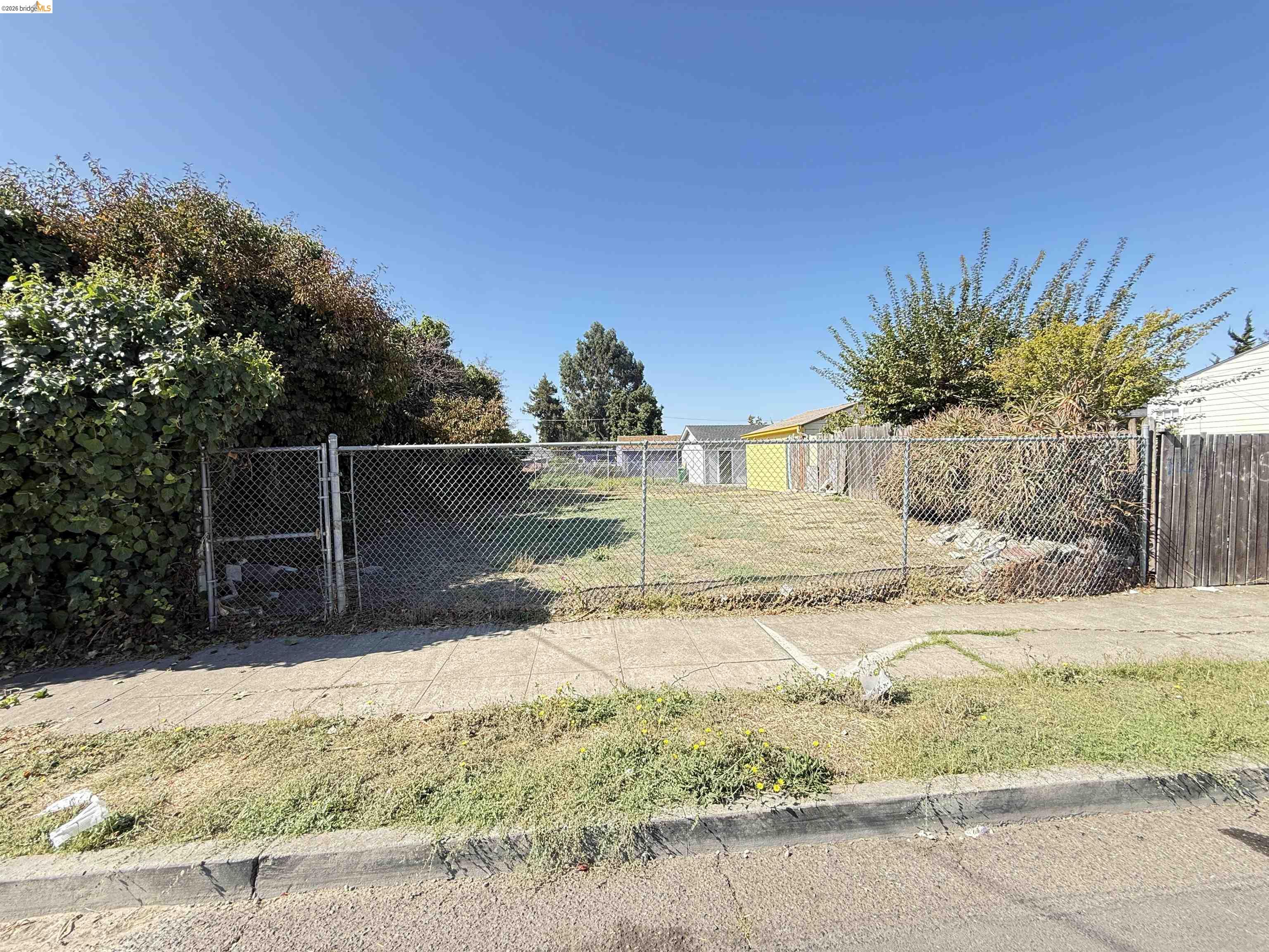 Olive St, Oakland CA 94603 — photo 9