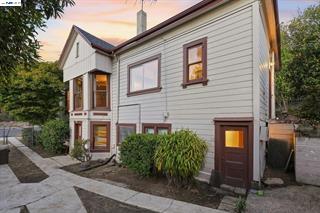 2525 E 29th St, Oakland — 1
