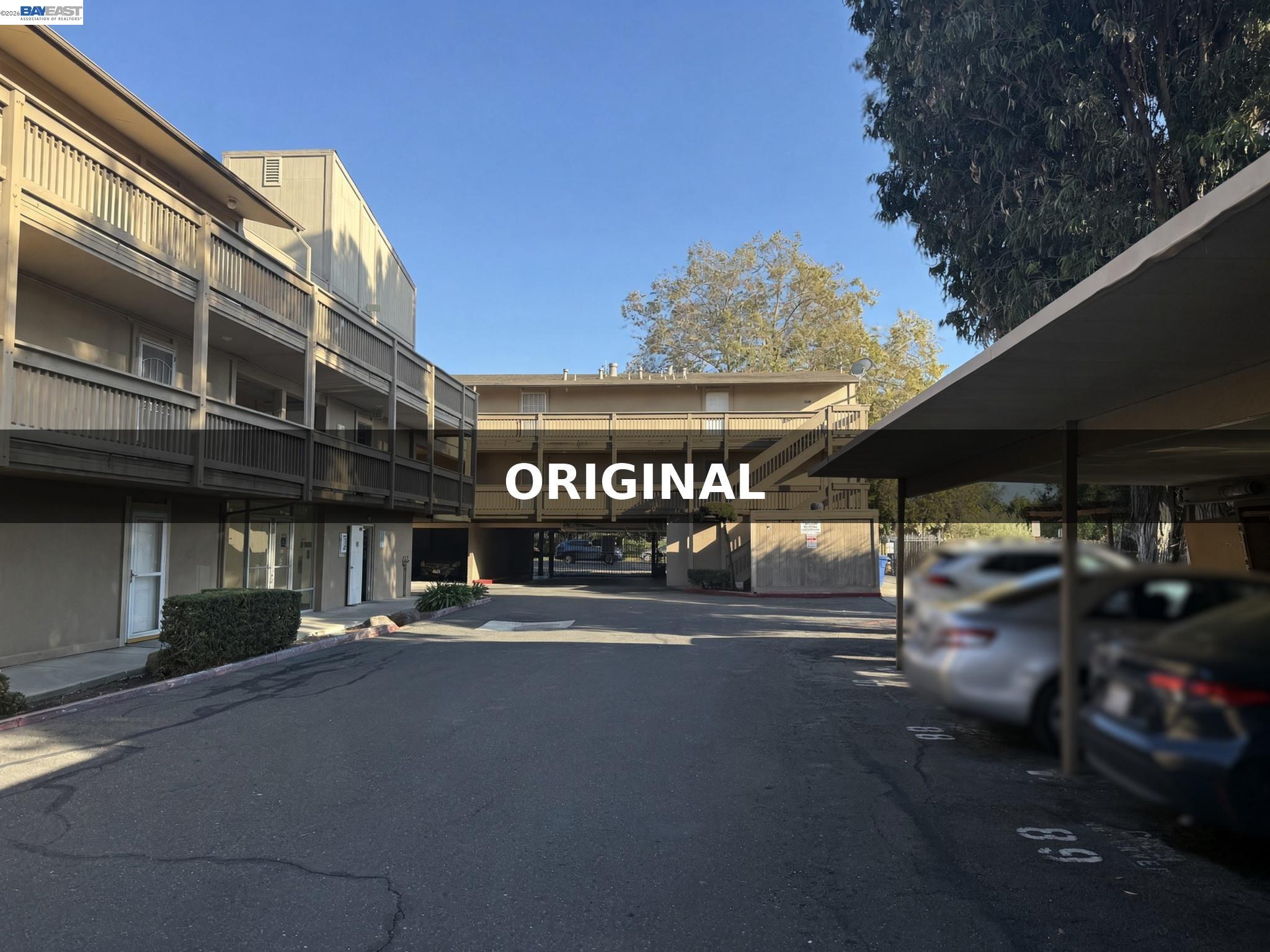 Front Image Thumbnail for BE41149217