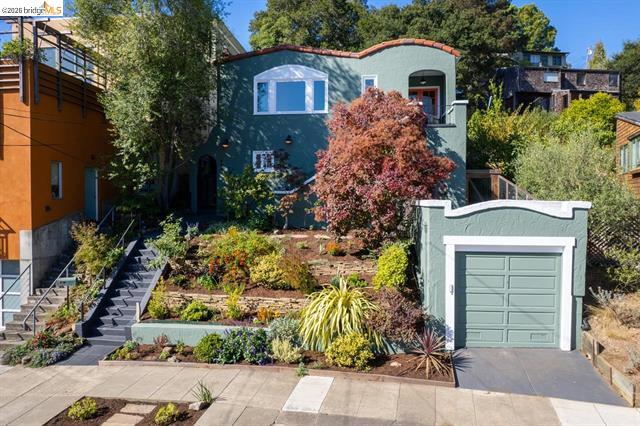 5981 Chabolyn Ter, Oakland
