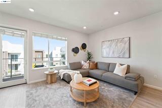 314 Llano De Los Robles Ave #7, San Jose — 1