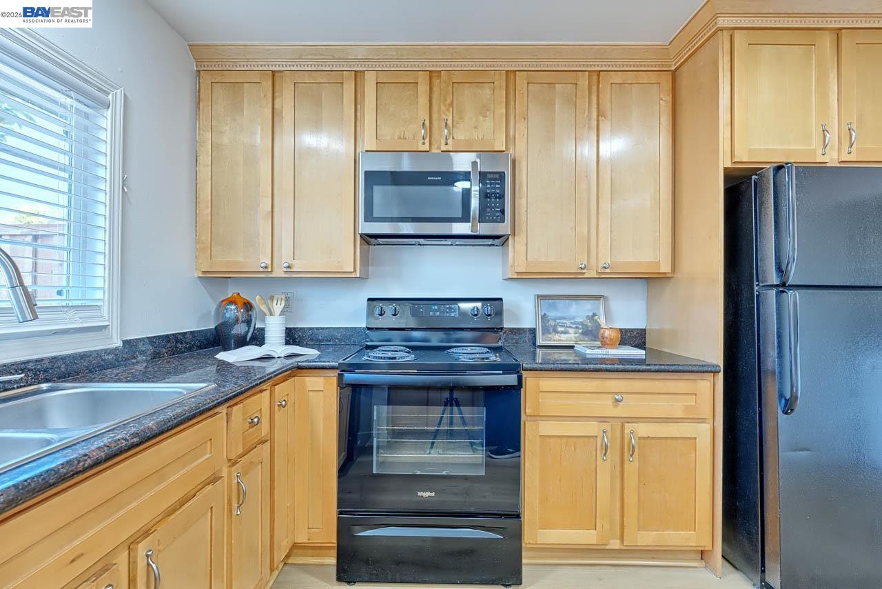 4160 Aquarius Cir, Union City CA 94587 — photo 11