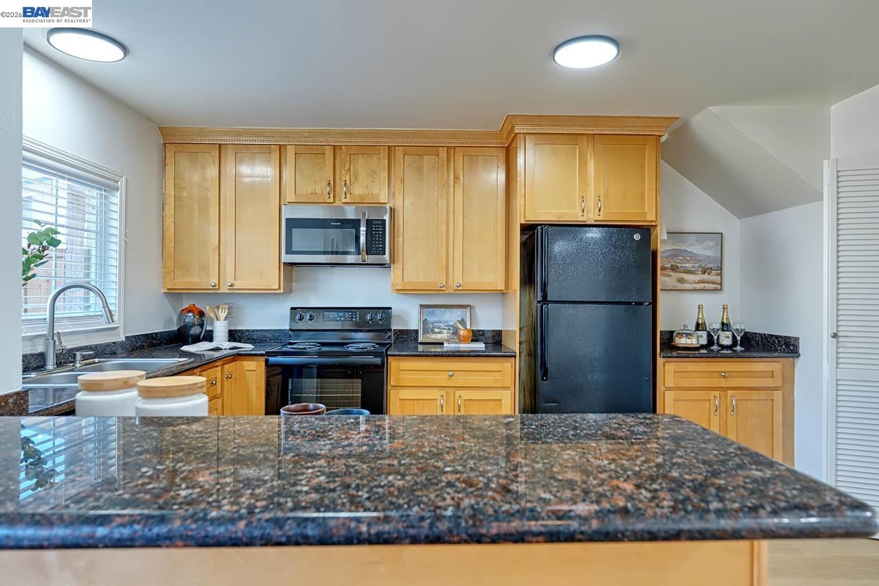 4160 Aquarius Cir, Union City CA 94587 — photo 13