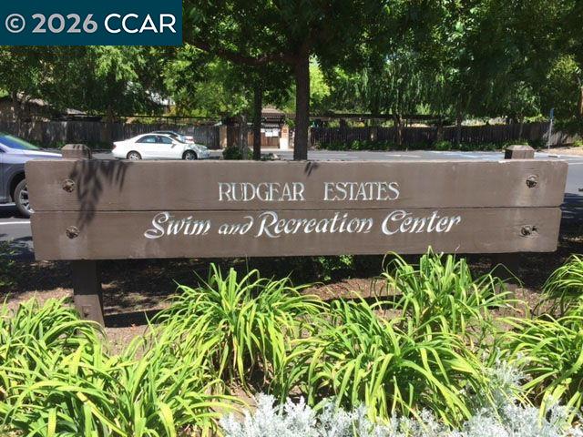 1127 Glengarry Drive, Walnut Creek — 32