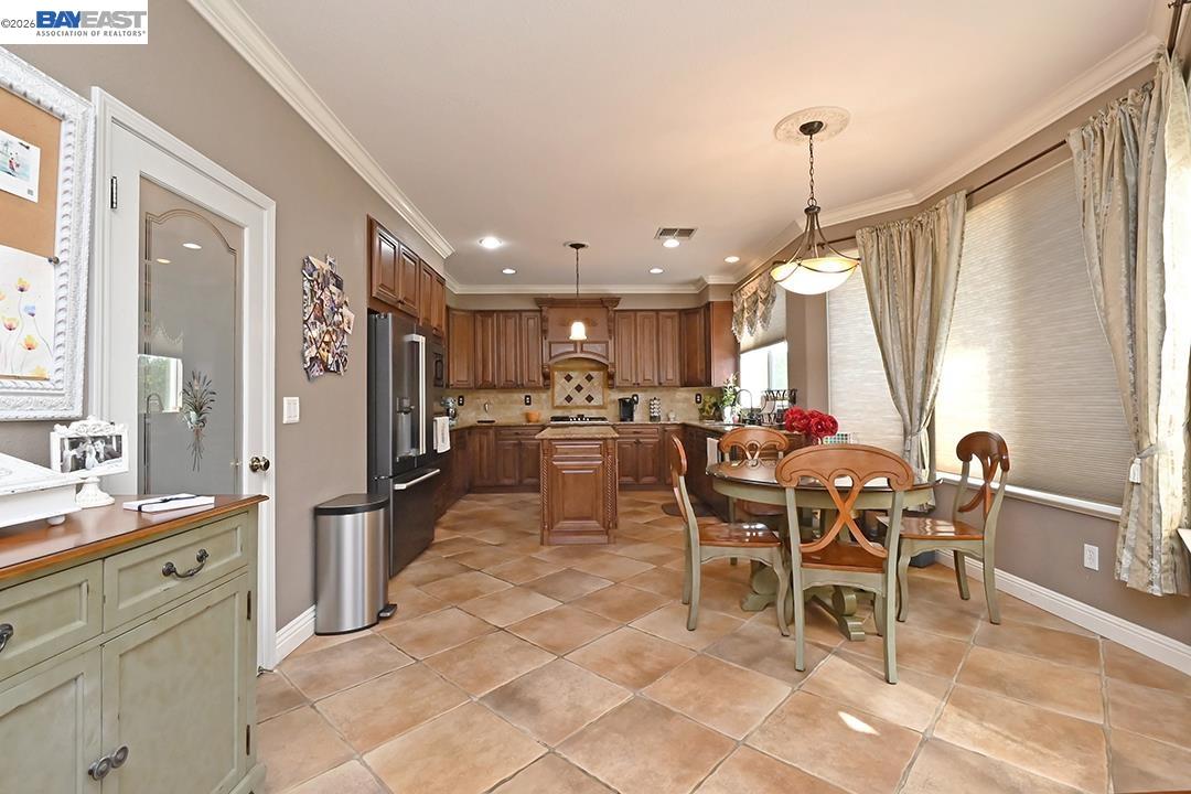 1606 Dawnview Dr, Brentwood CA 94513 — photo 9