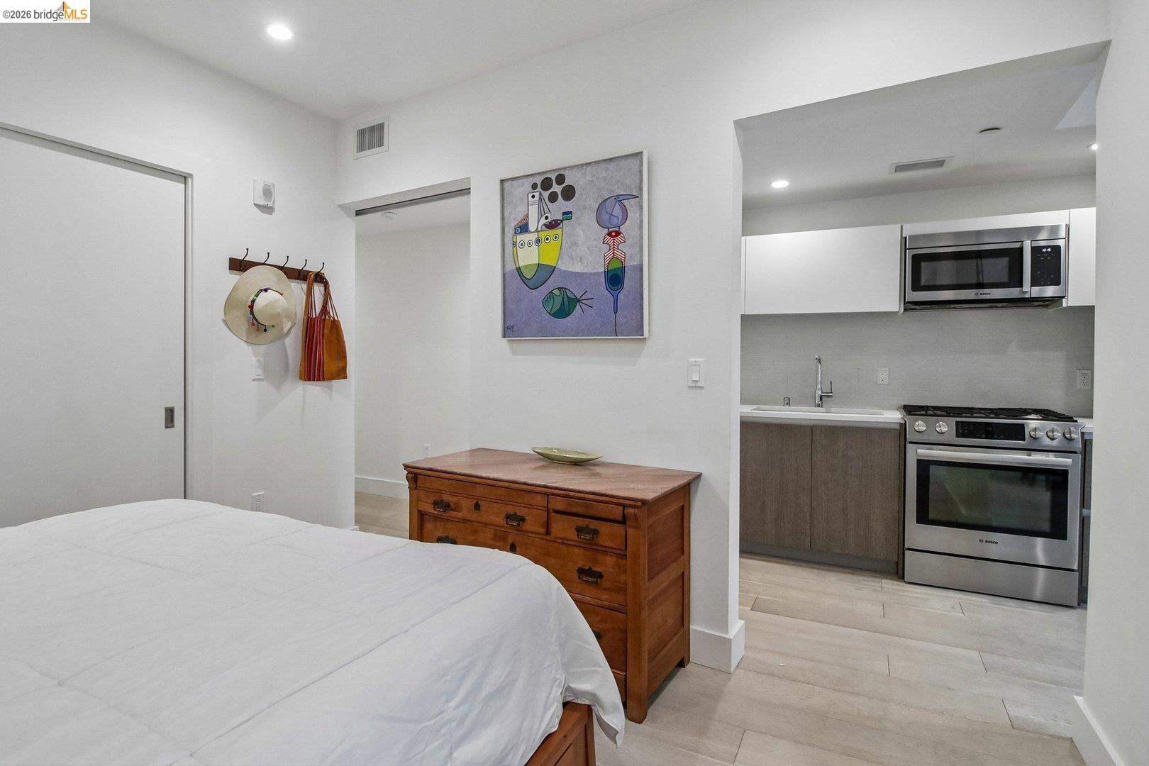 832 Sutter St Apt 503, San Francisco — 17