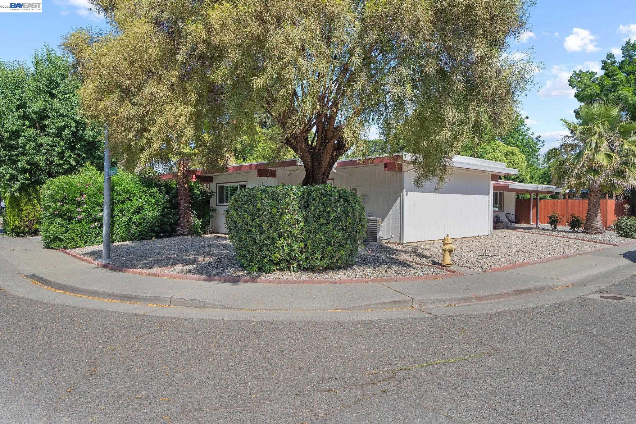 3107 Corona Dr, Davis CA 95616 — photo 8