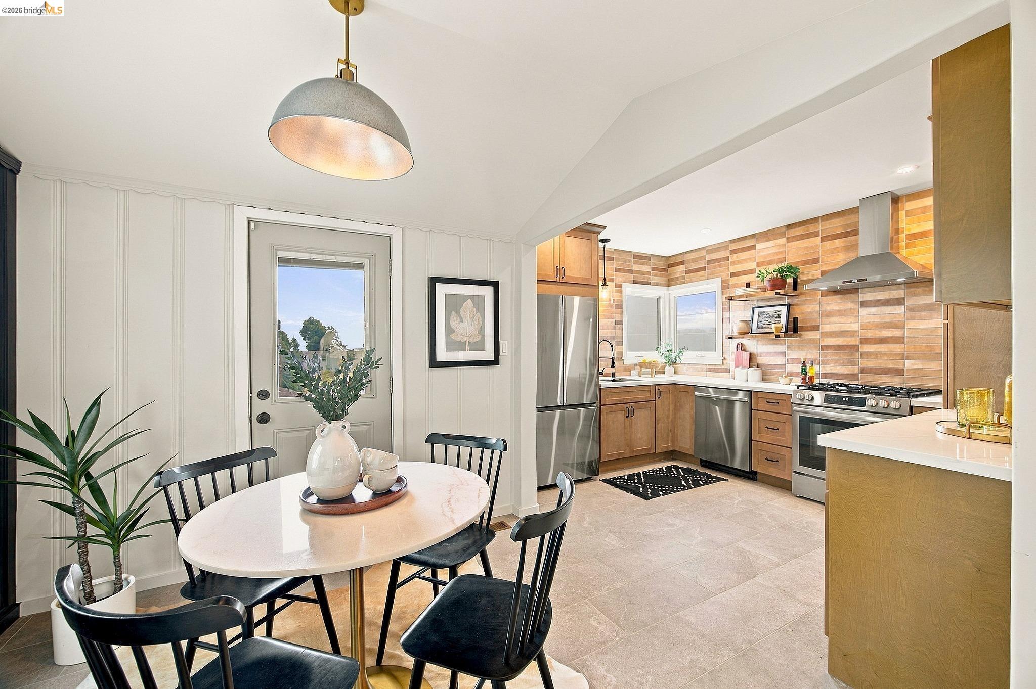 6027 Buena Ventura Ave., Oakland CA 94605 — photo 13