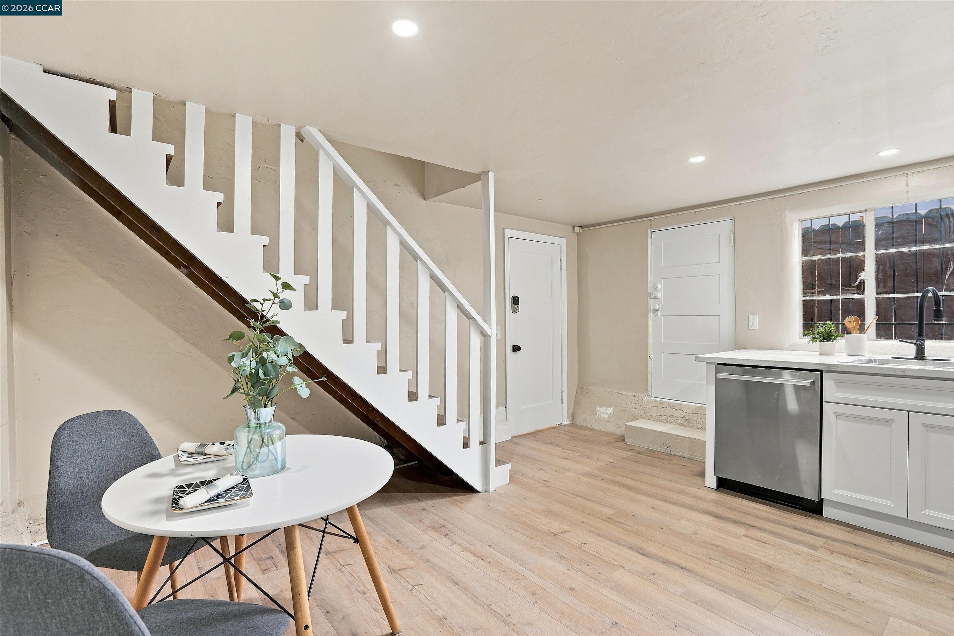 576 57th St., Oakland — 26