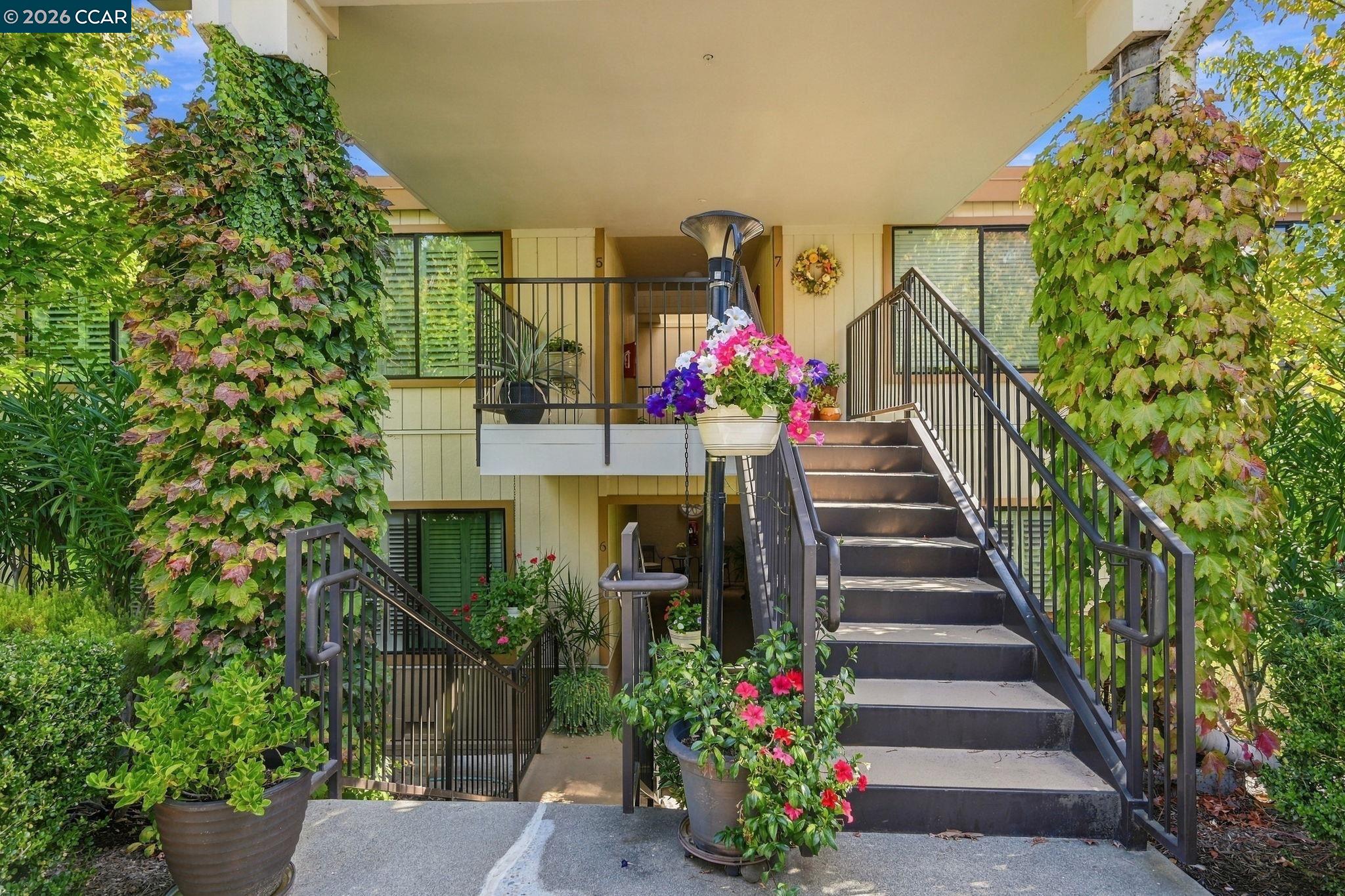 1209 Running Springs #5, Walnut Creek — 41