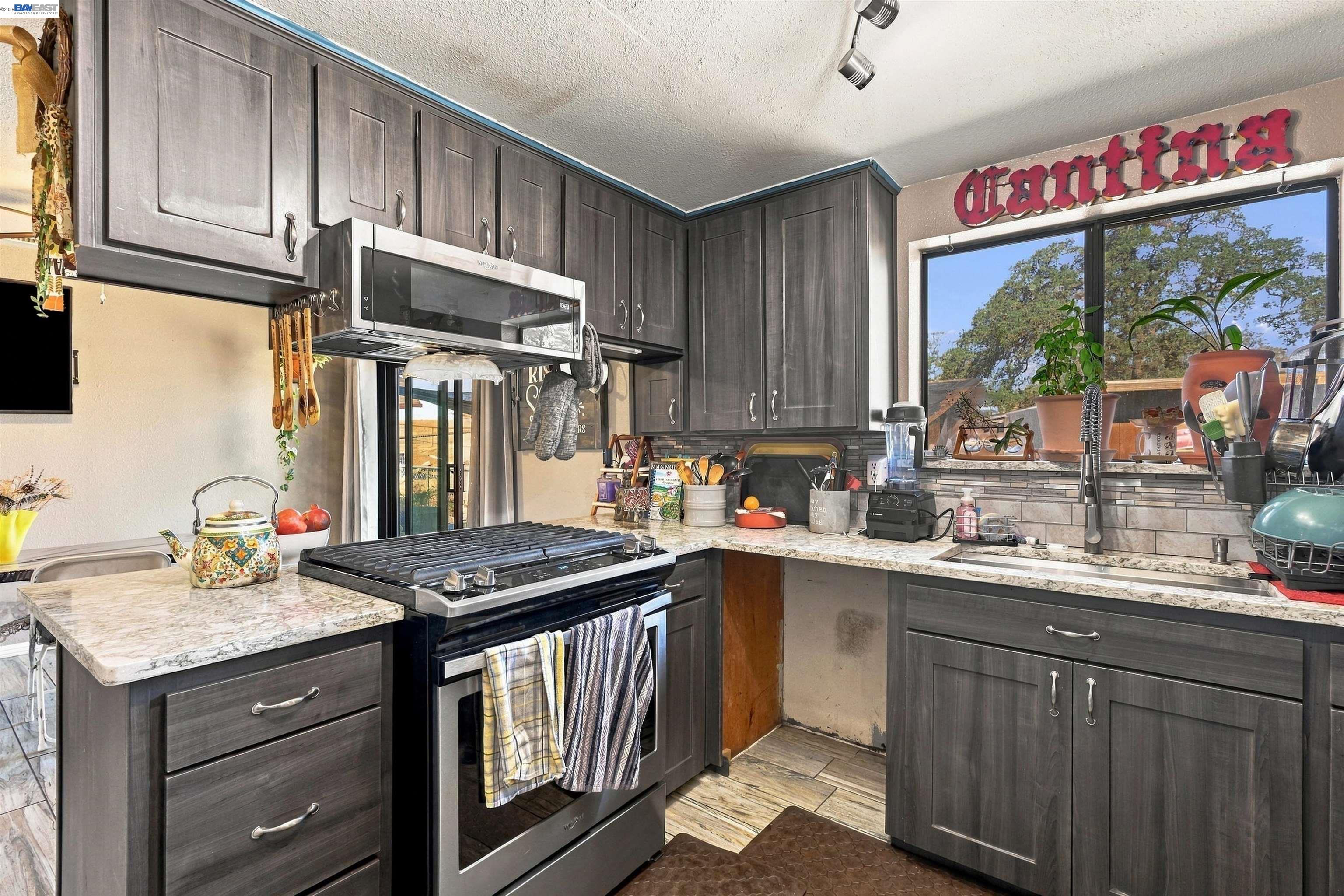 6696 Baldwin St, Valley Springs CA 95252 — photo 12
