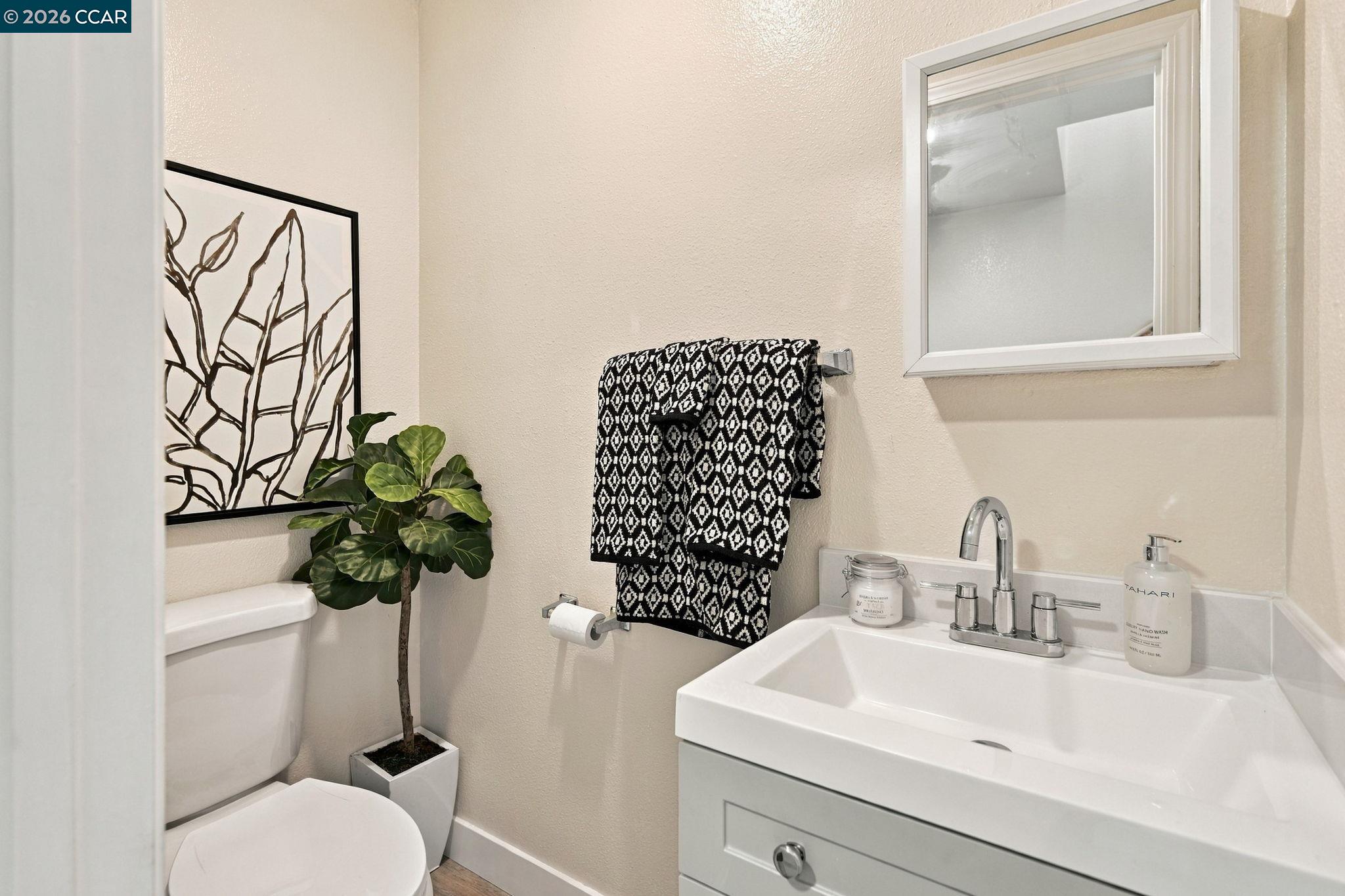 22093 Betlen Way, Castro Valley CA 94546 — photo 14