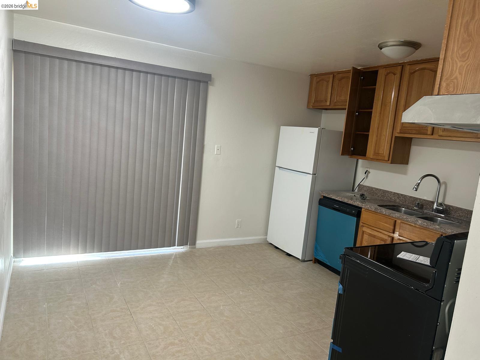 2204 Spanos St, Antioch CA 94509 — photo 7