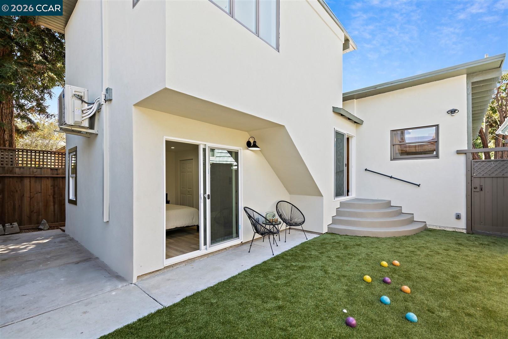 2703 Mathews St, Berkeley CA 94702 — photo 28