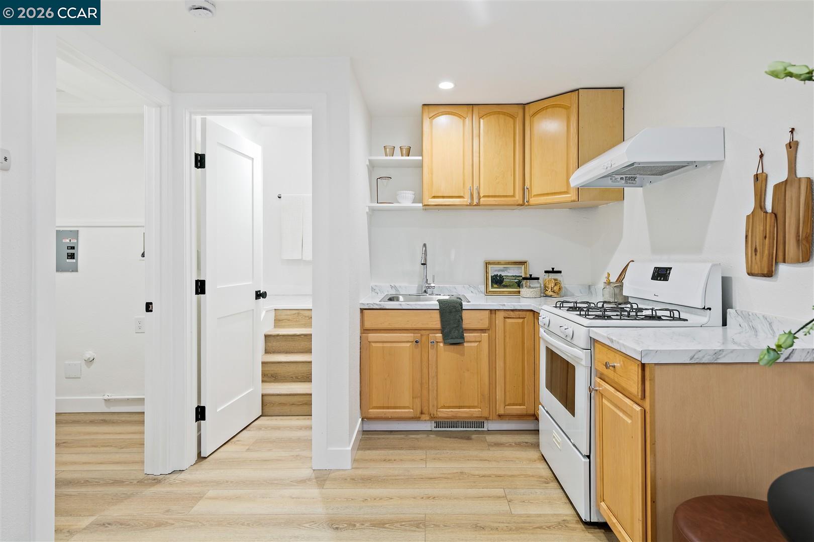 2703 Mathews St, Berkeley CA 94702 — photo 32
