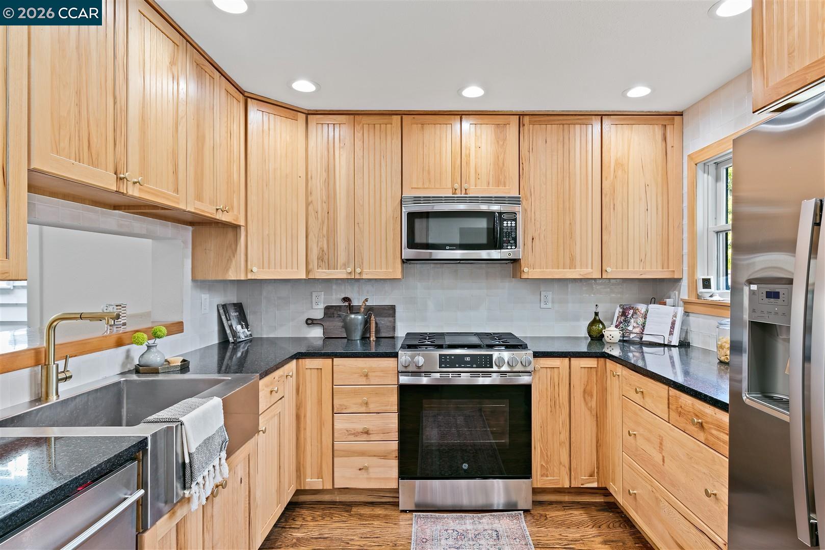 2703 Mathews St, Berkeley CA 94702 — photo 10