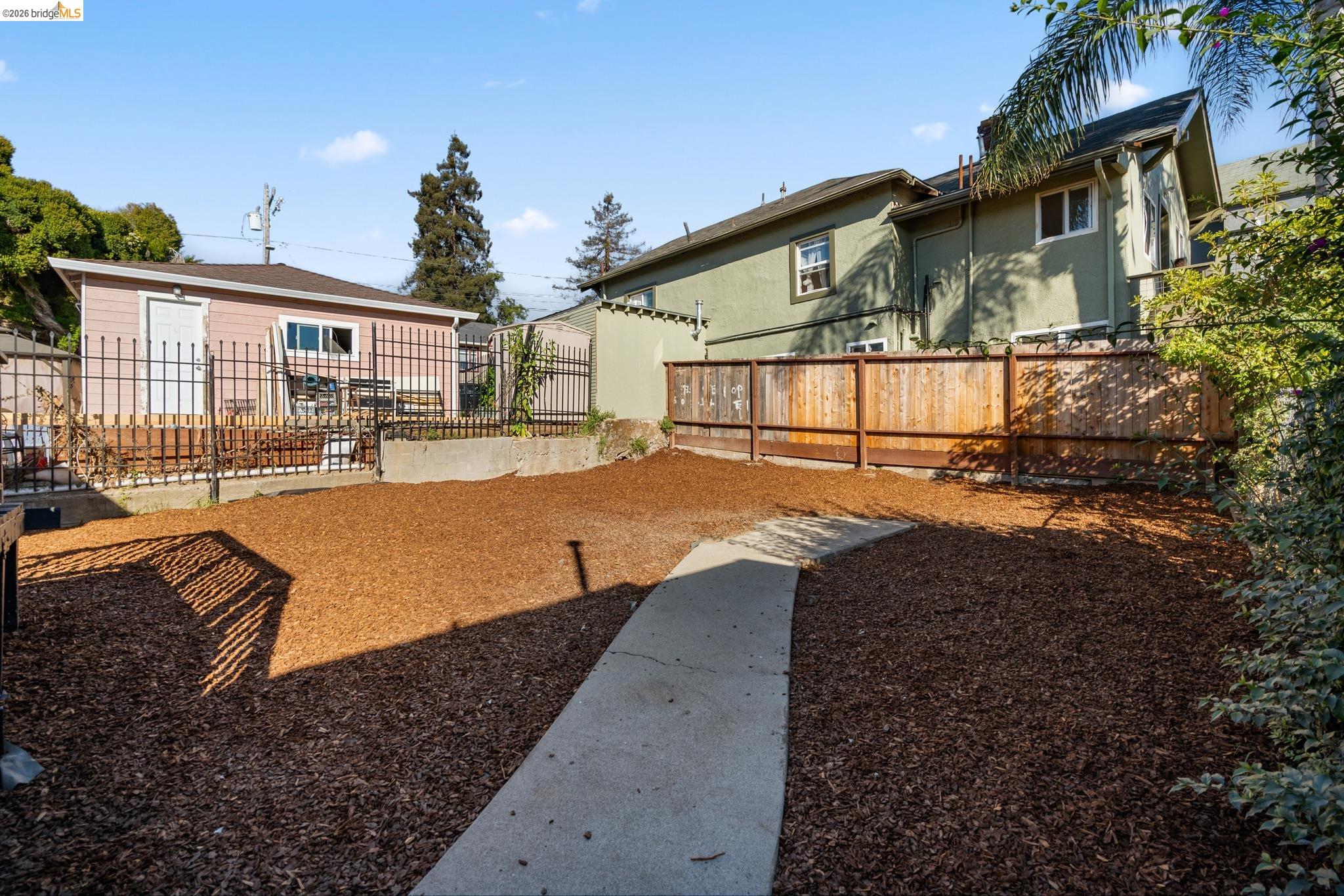 2630 Highland Ave, Oakland CA 94606 — photo 36