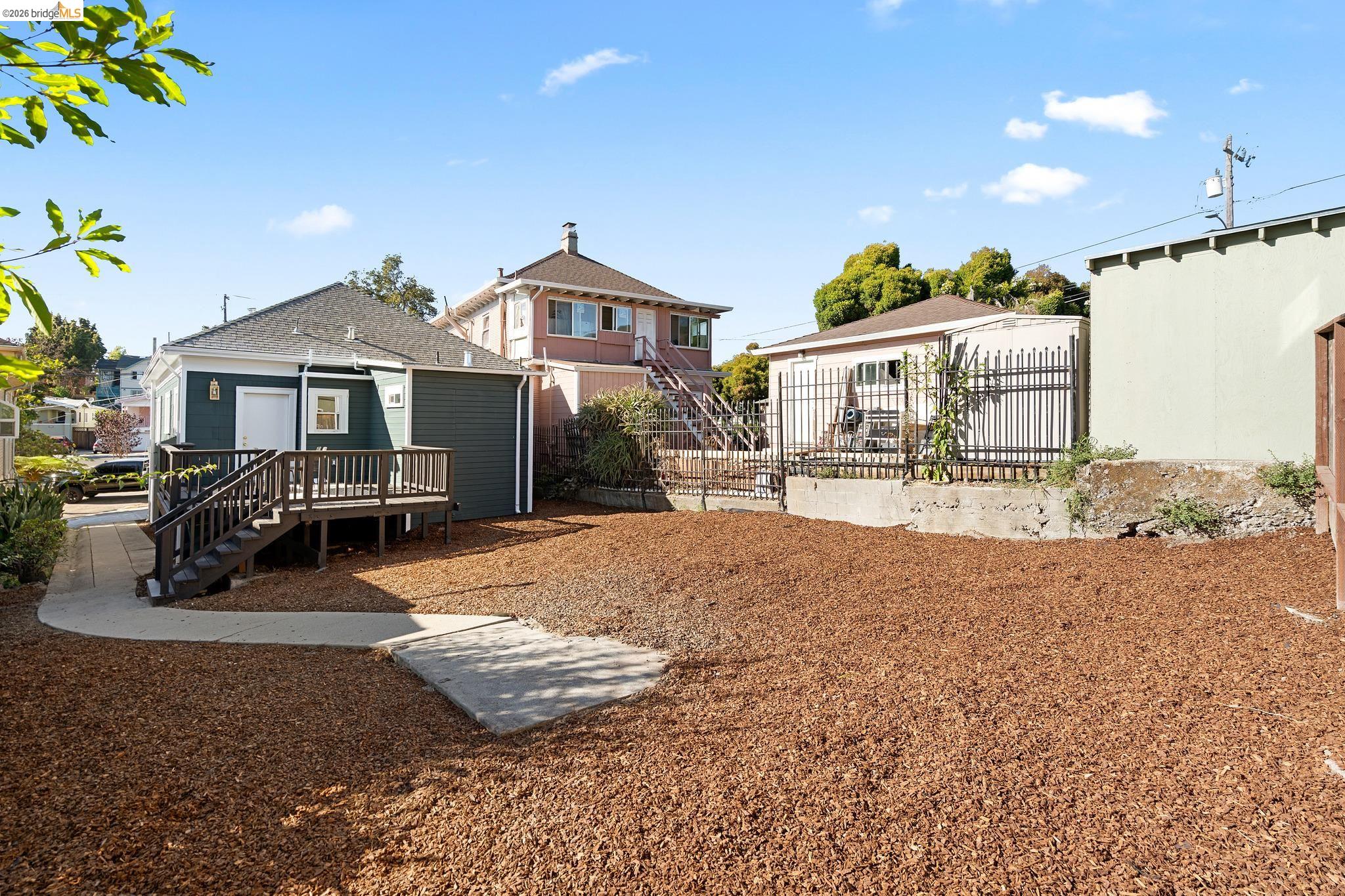 2630 Highland Ave, Oakland CA 94606 — photo 41