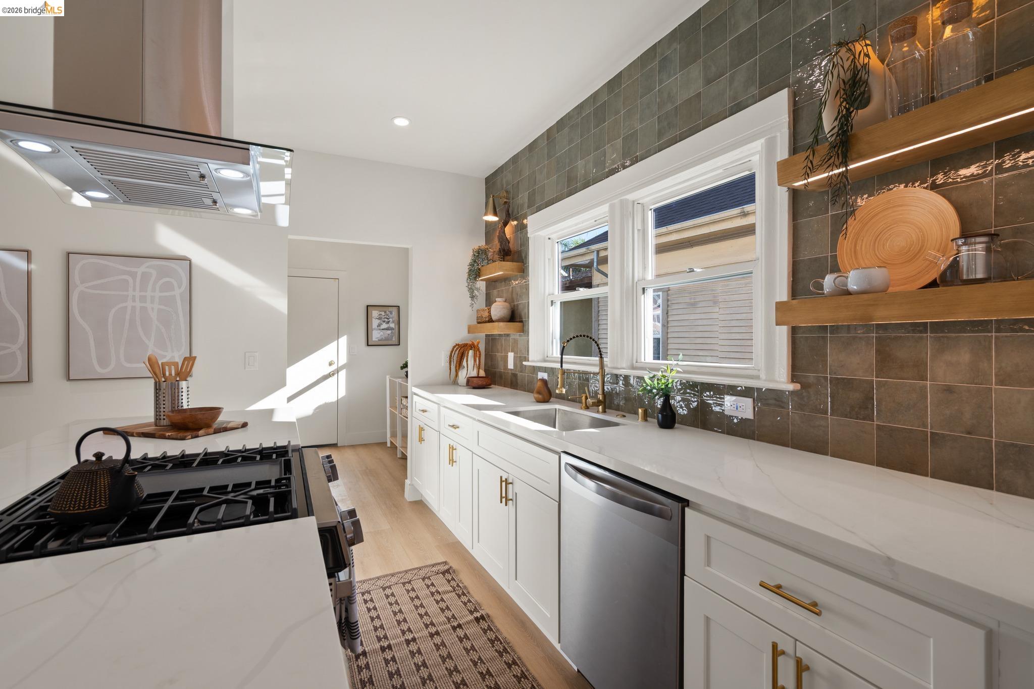 2630 Highland Ave, Oakland CA 94606 — photo 7