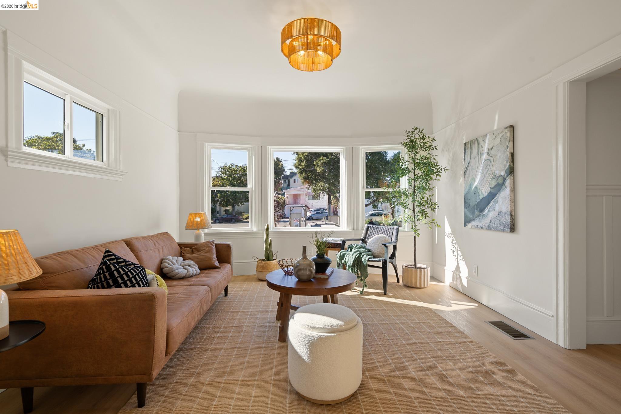 2630 Highland Ave, Oakland CA 94606 — photo 8