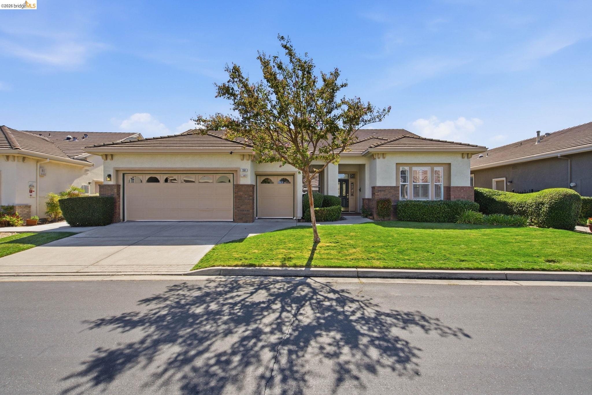 350 Gladstone Dr, Brentwood CA 94513 — photo 2