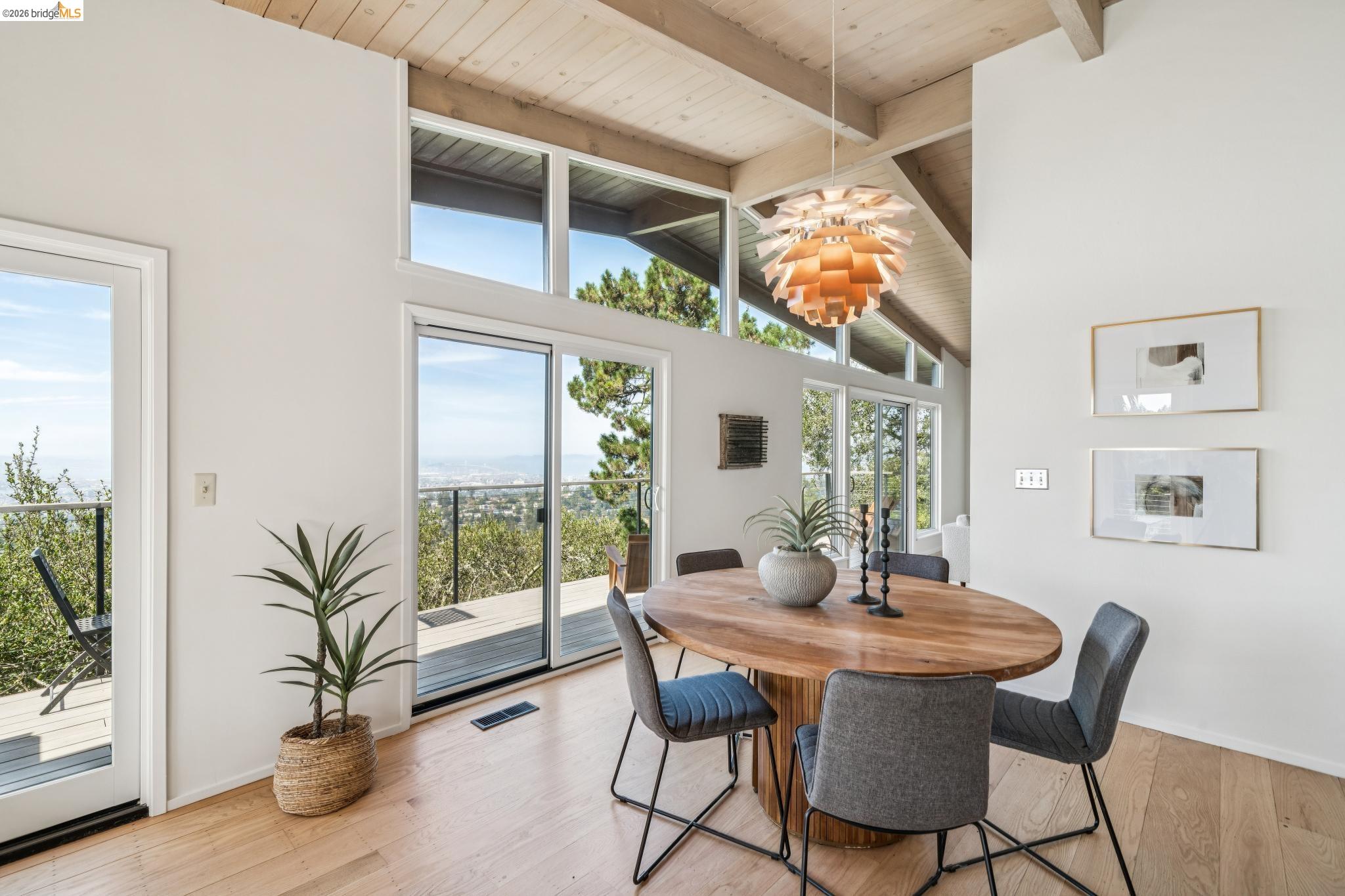 25 Ascot Court, Oakland CA 94611 — photo 16