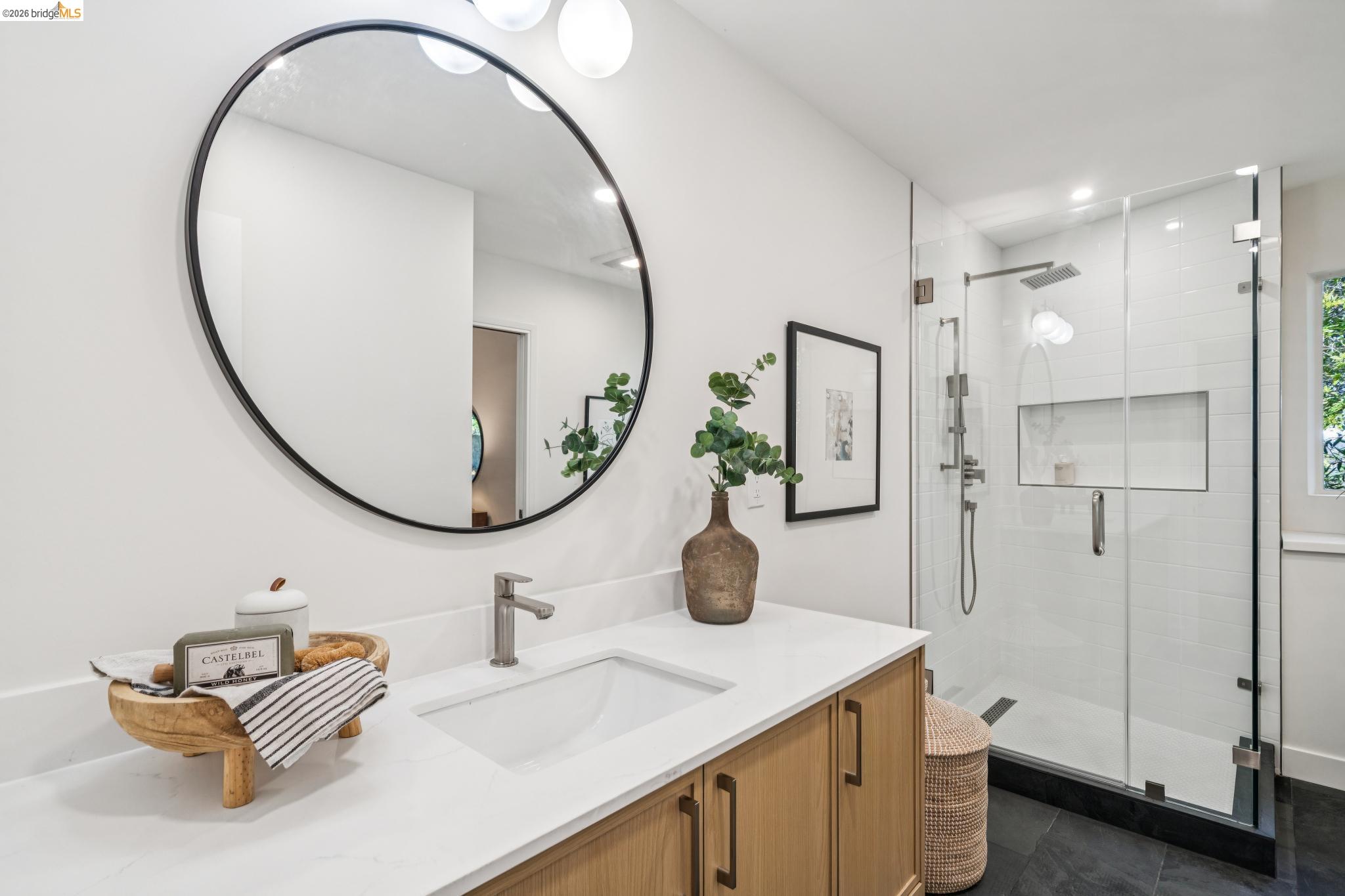 25 Ascot Court, Oakland CA 94611 — photo 29
