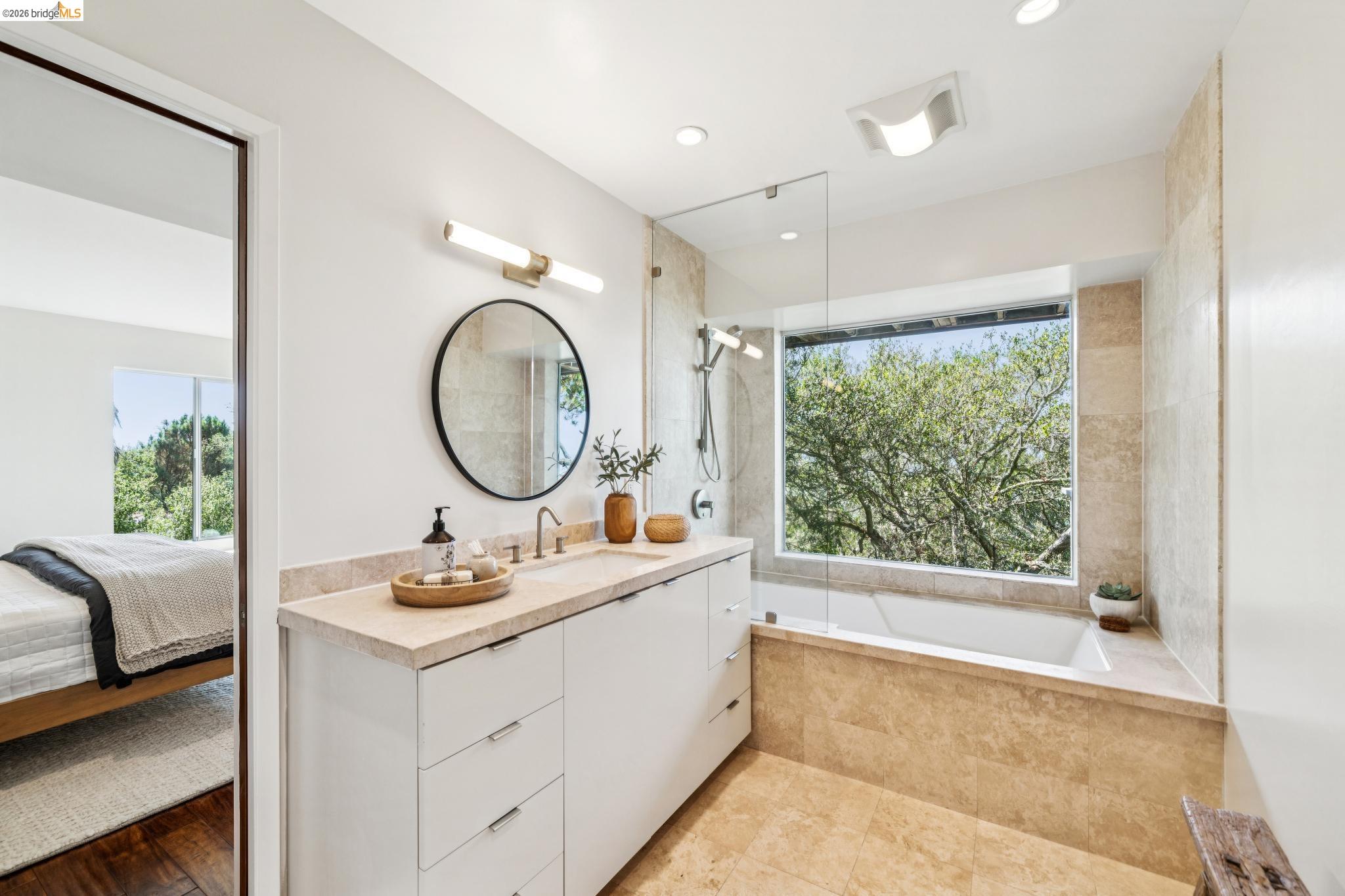 25 Ascot Court, Oakland CA 94611 — photo 39