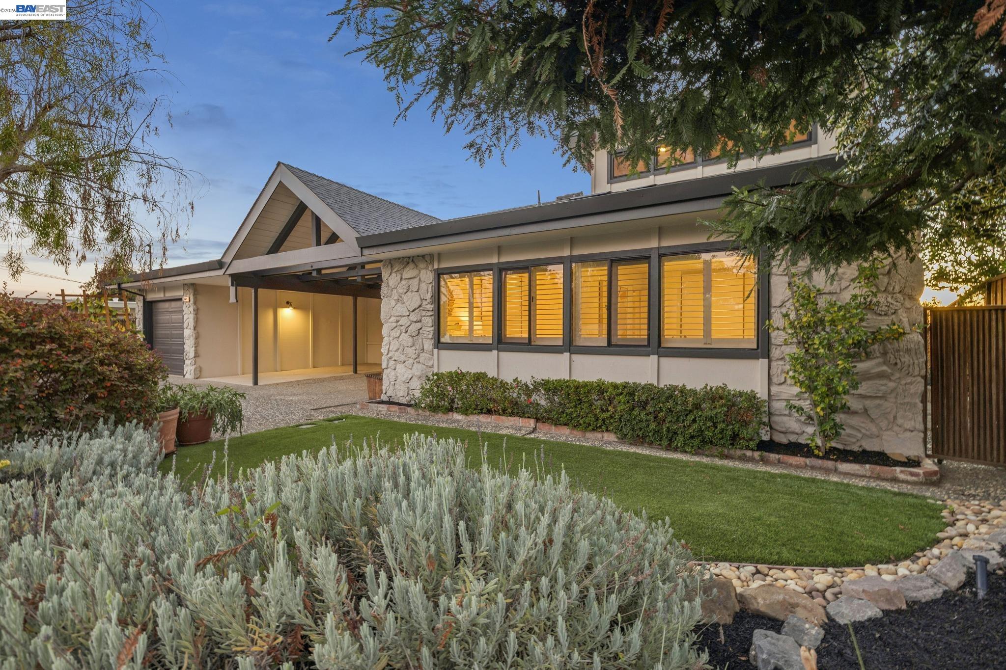 5624 Greenridge Rd, Castro Valley CA 94552