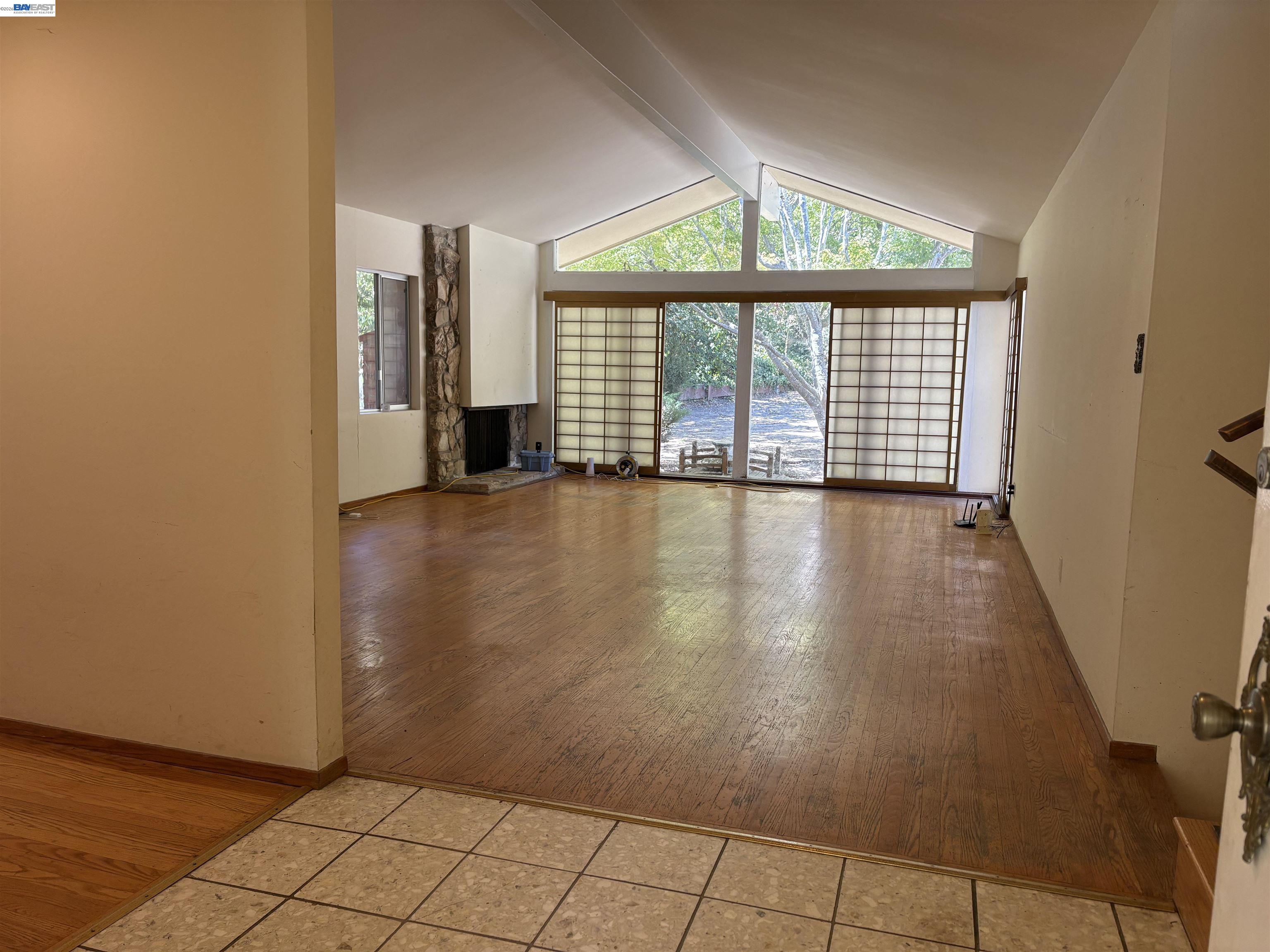 1350 Murchison Dr, Millbrae CA 94030 — photo 5