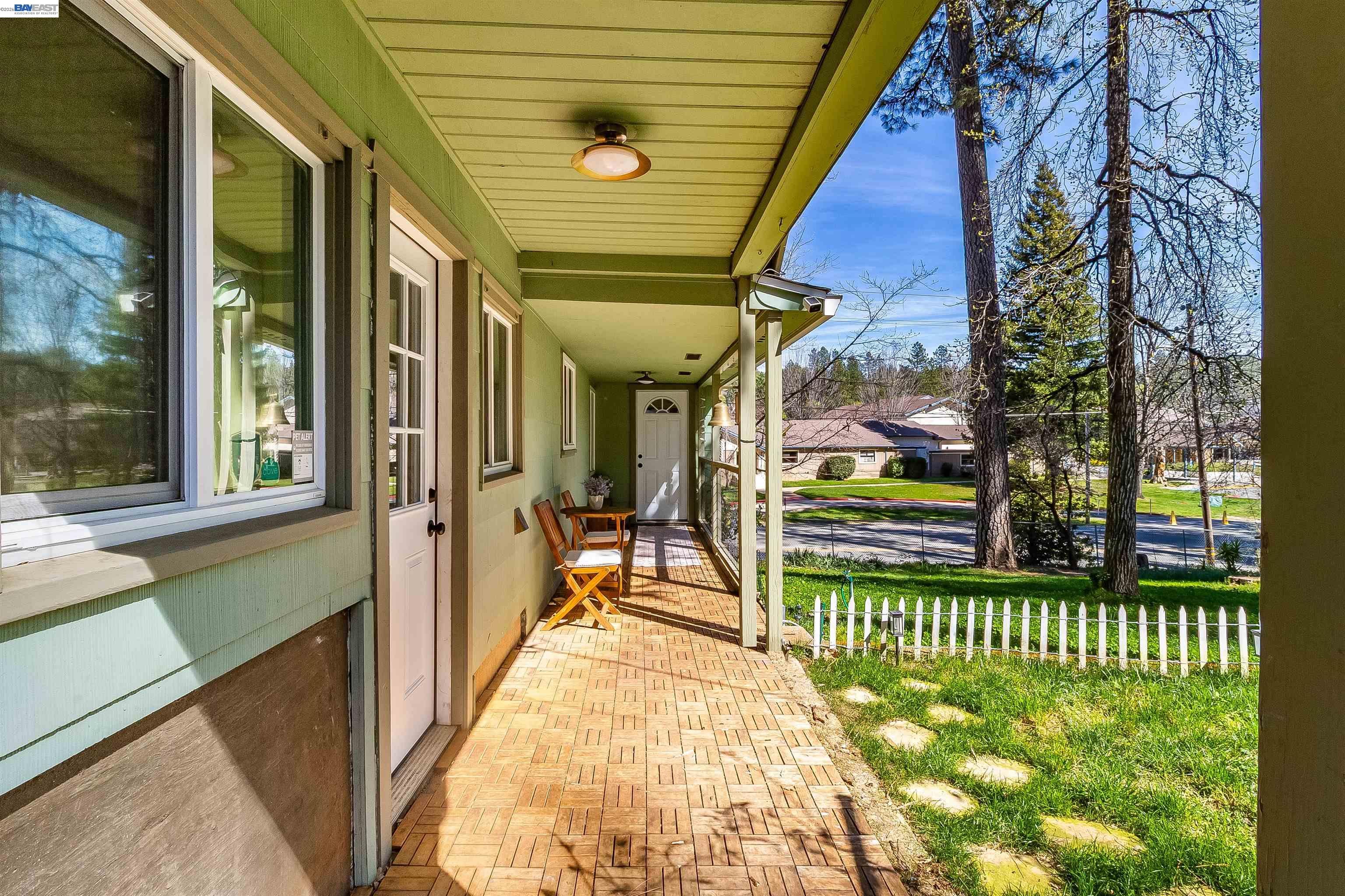 11896 Nancy Ln, Grass Valley CA 95945 — photo 4