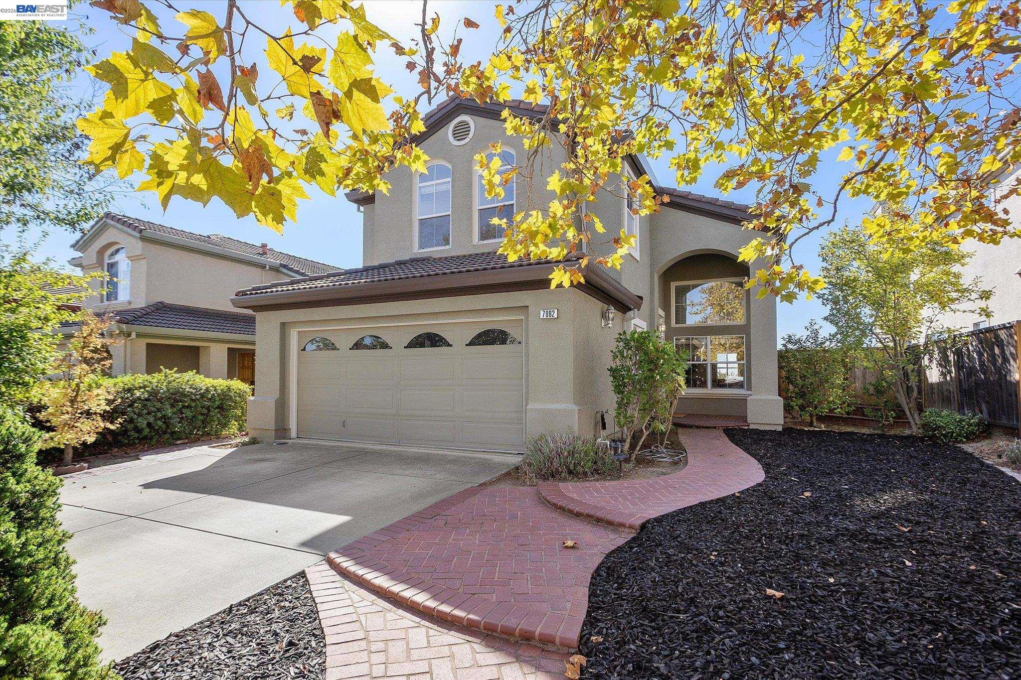 7892 Pineville Cir