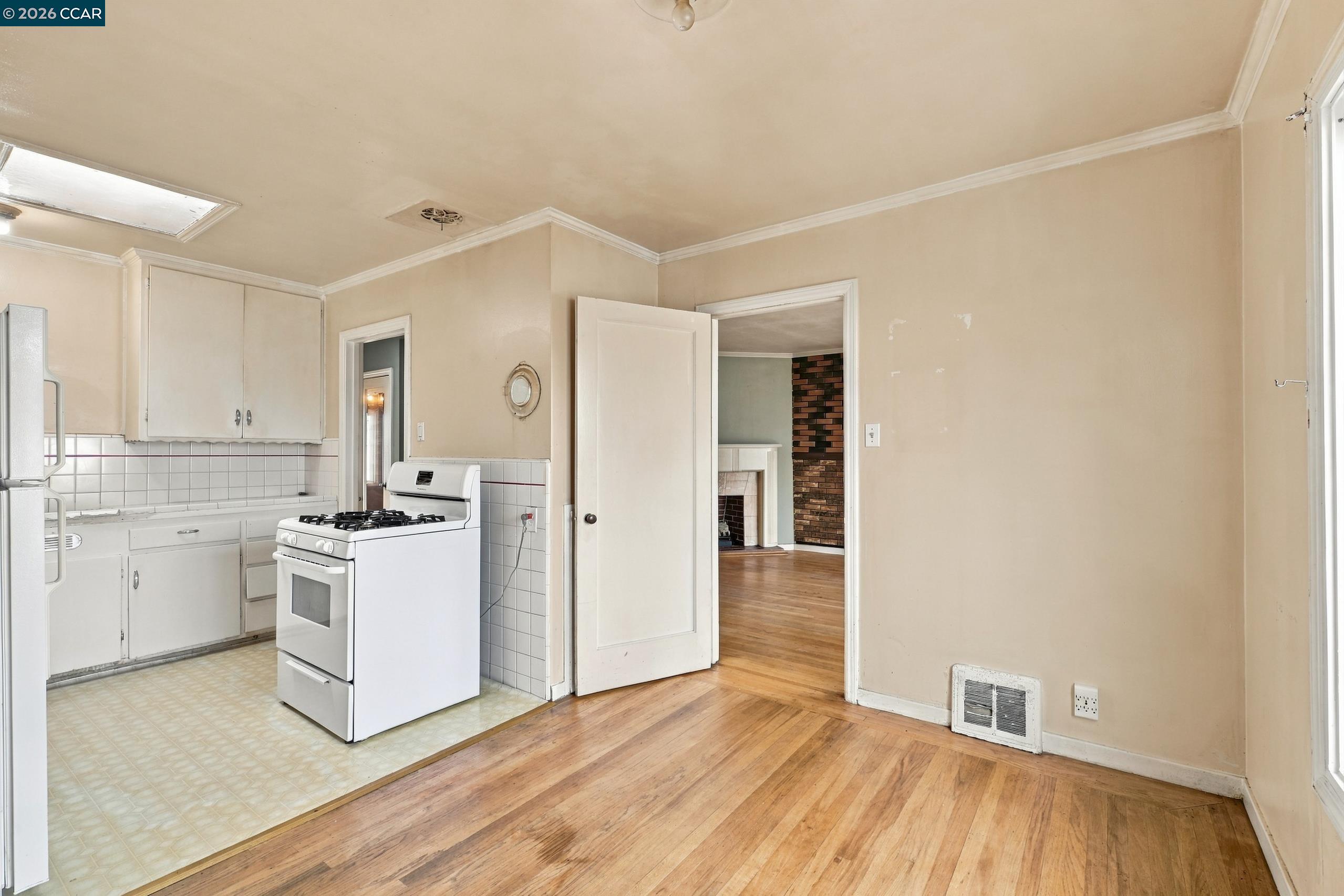 219 Hillcrest Dr, Daly City CA 94014 — photo 20